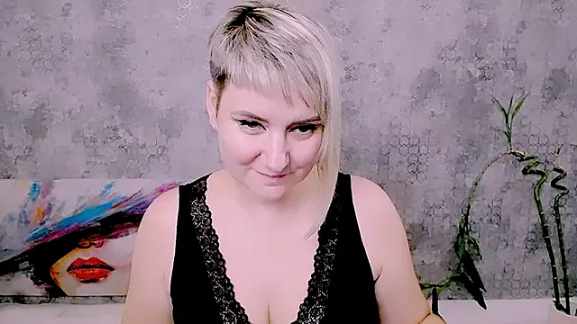Djullia Chat XXX in diretta