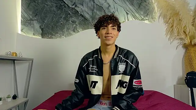 عرض كام Monyel_Blake