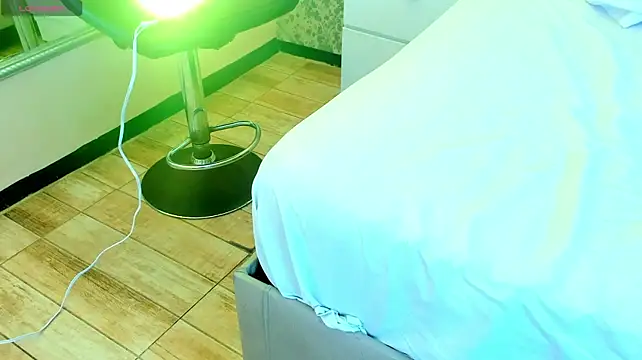 Živý XXX chat AndrewCrooss