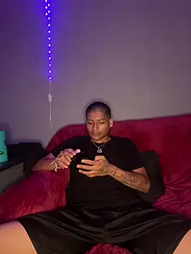 iktzx's Live XXX Chat