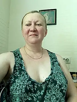 blondyaguar 现场XXX聊天