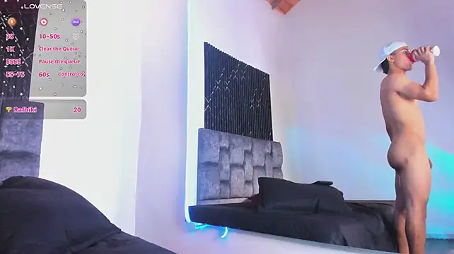 XXX chat uživo modela Liamsubtle01