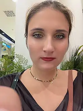 AdelRich's Live XXX Chat