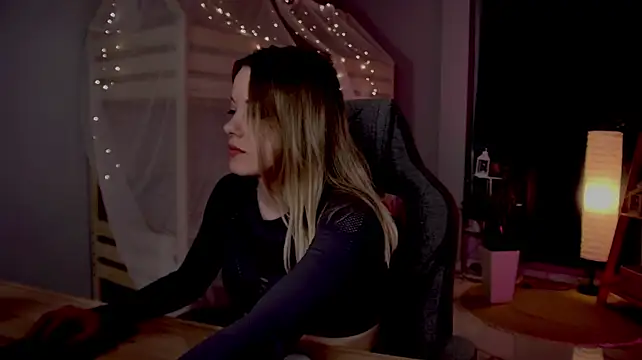 Chat +18 de VireliaMoonfall ao vivo