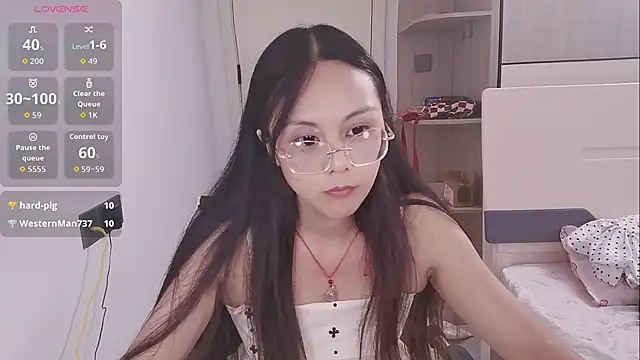yishan-22 – Live XXX-chat