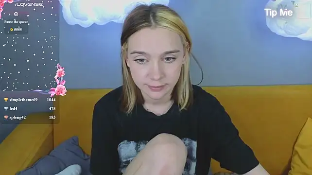 Chat +18 de Lesi_Moonie01 ao vivo