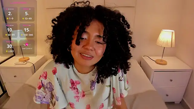 Kiraspell's Live XXX Chat