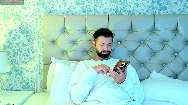 AndrewCrooss – webcam-show