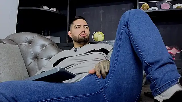 Chatroom XXX en direct de matteosantos