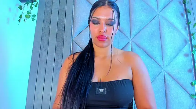 Chat XXX Live RiriiBrunette__