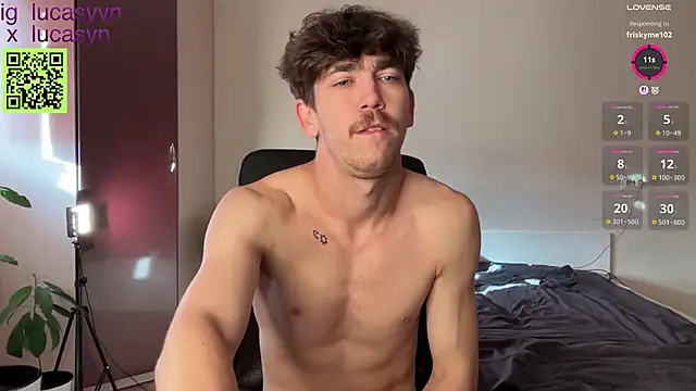צ'אט XXX בשידור חי של luca_syn