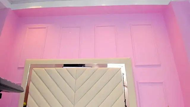 XXX chat uživo modela IRINA_PALVIN