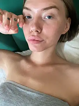 Lisaaa_Alisa Chat XXX live