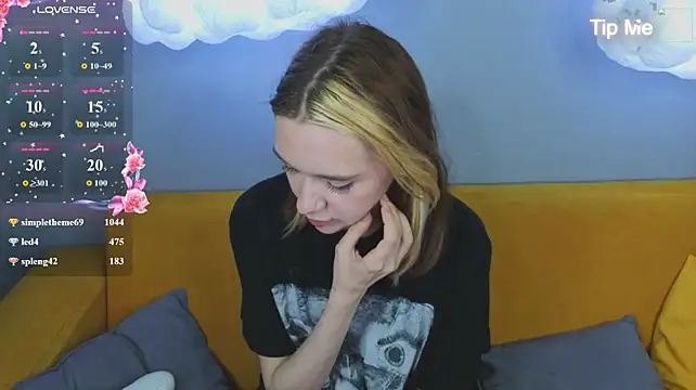 XXX chat uživo modela Lesi_Moonie01