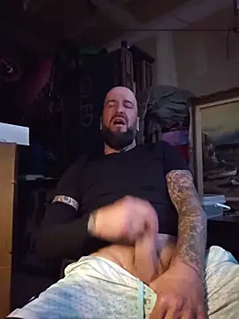 Beardedtattood's Live XXX Chat