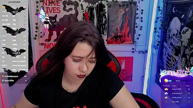 PurpleRune Chat XXX in diretta
