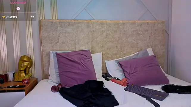 Živý XXX chat amara_queen_