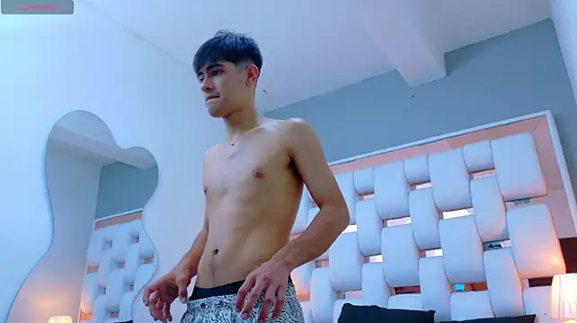 Chatroom XXX en direct de TaylerCruz