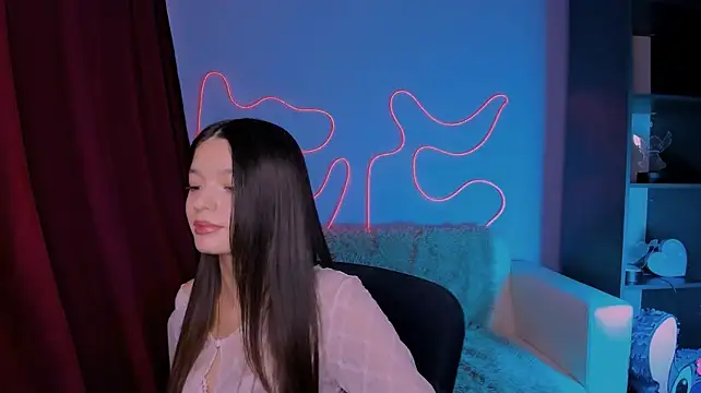 Chat +18 de itscharlliee ao vivo