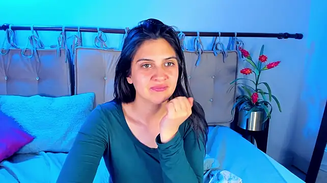 Chat XXX en directo de julianaaldanaa