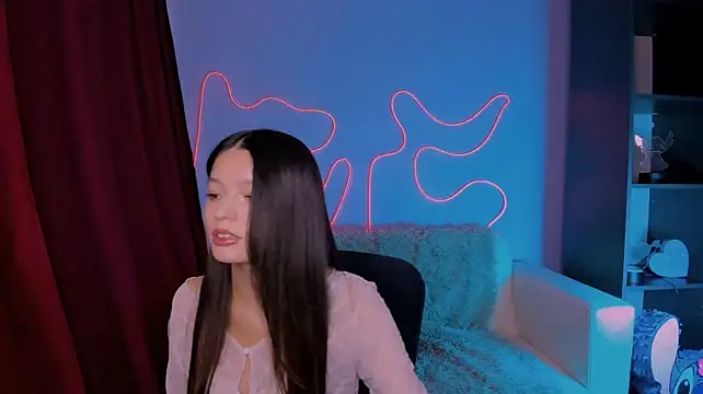 צ'אט XXX בשידור חי של itscharlliee