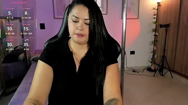 MariaIsabel__ Adlı Modelin Canlı XXX Sohbeti