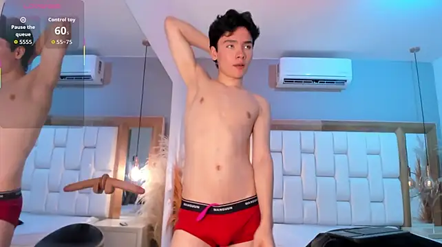MaxxieRay's Webcam Show