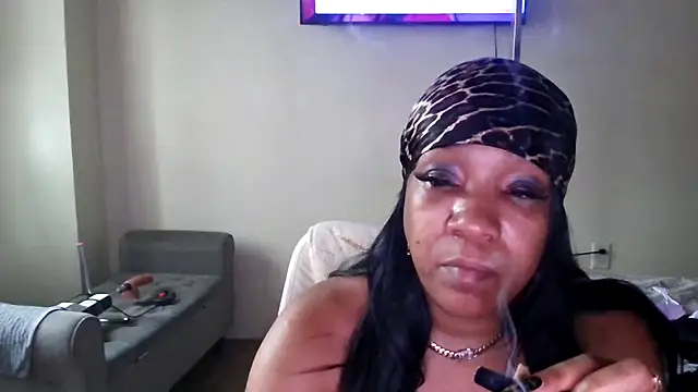 mzpretty444's Live XXX Chat