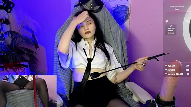 SharpSilencen Live XXX chat