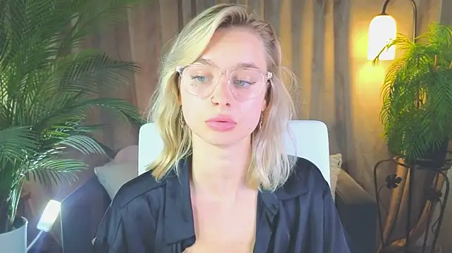 NoraMoreau Live XXX-Chat