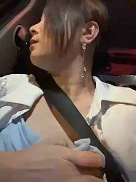 Lola666999 在線直播表演