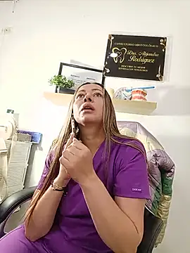_Dentist-Madisson_04 Chat XXX in diretta