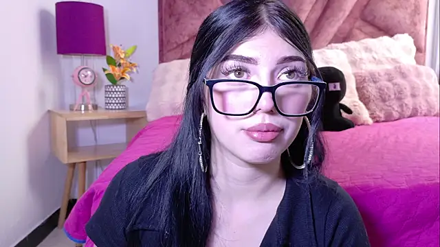 Isabella_Rossi_ Live XXX-Chat