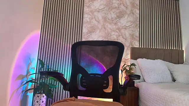 JuliRamirez's Live XXX Chat