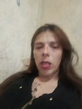 צ'אט XXX בשידור חי של AnnaKissXX
