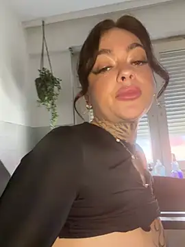 emmifly live XXX chat