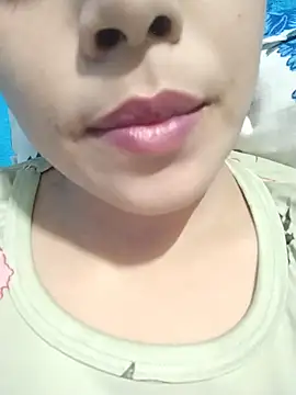 دردشة Anki-doll الجنسية المباشرة