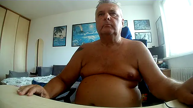 Robert_SK1 Adlı Modelin Canlı XXX Sohbeti