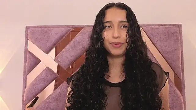 zoezephyr12 Chat XXX in diretta