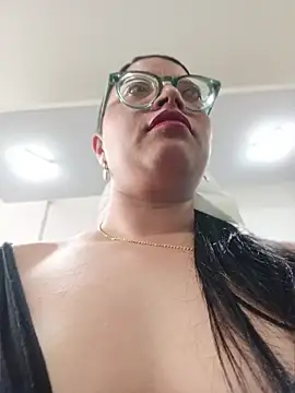 SOFI__10 Live XXX-chat