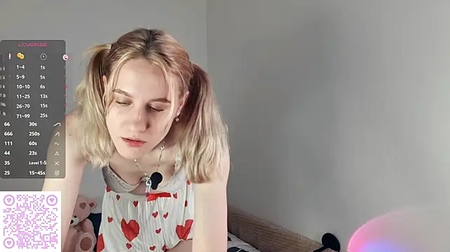 pinkhornyprincess' Live XXX Chat
