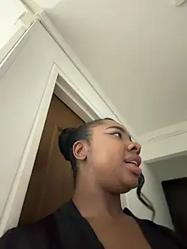 Niyirey1 Live XXX-Chat