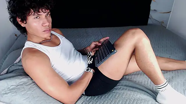 Czat XXX na żywo – MaximilianRoth