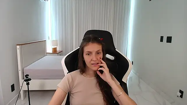 upssnowy's Live XXX Chat