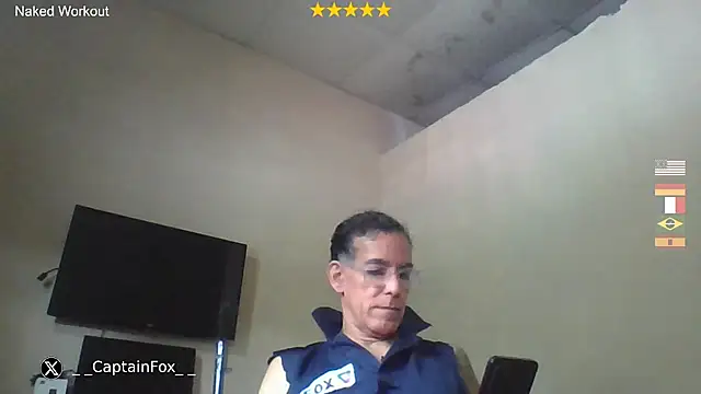 Chatroom XXX en direct de CaptainFox