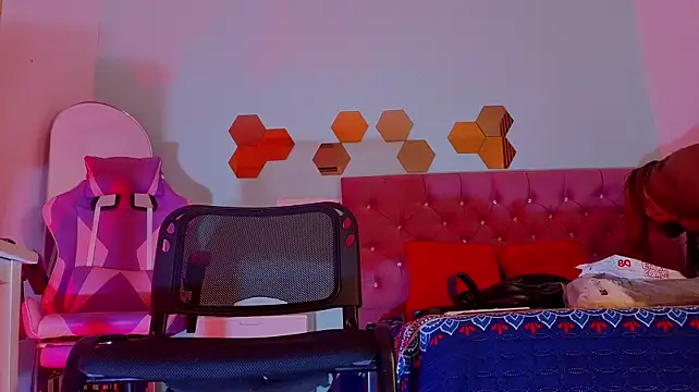 Kardy_Castle7's Live XXX Chat