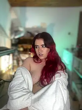 צ'אט XXX בשידור חי של NikkiNix