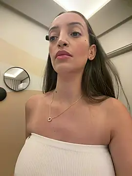 Show de BelleLouiseVp na webcam