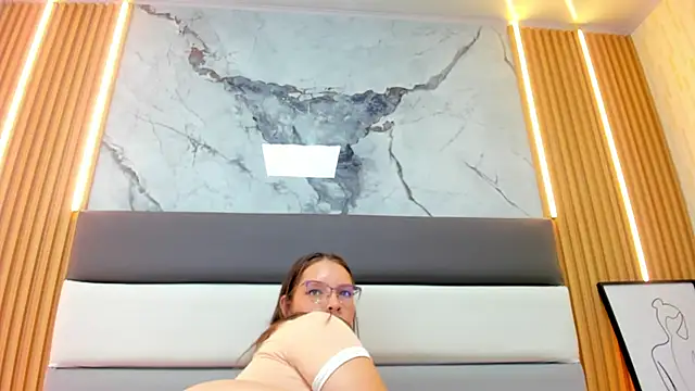 Chat +18 de LEYNABRAUN ao vivo
