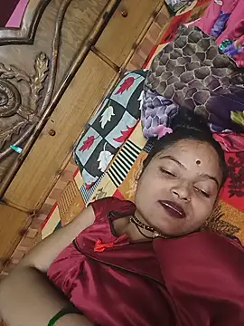 Manbi_bhabi Show in webcam